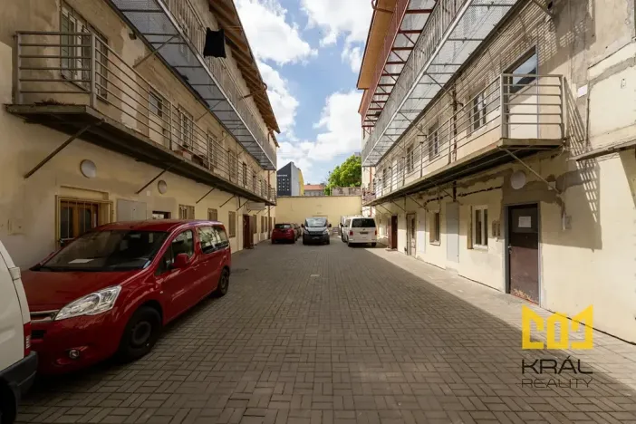 Pronájem bytu 2+kk, Praha - Smíchov, Nádražní, 49 m2