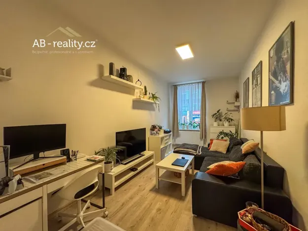 Pronájem bytu 2+1, Teplice, Jankovcova, 50 m2