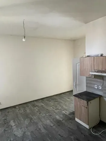 Pronájem bytu 1+1, Velvary, Chržínská, 40 m2