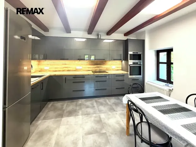 Prodej rodinného domu, Hromnice, 232 m2