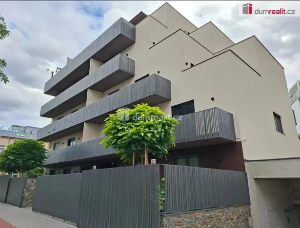 Pronájem bytu 2+kk, Praha - Suchdol, Stehlíkova, 50 m2