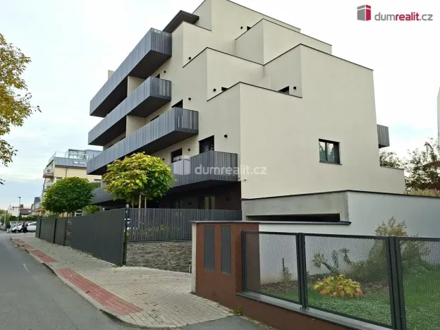 Pronájem bytu 2+kk, Praha - Suchdol, Stehlíkova, 50 m2