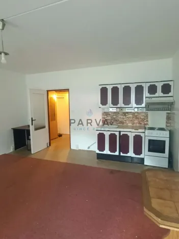 Pronájem bytu 1+kk, Holoubkov, 26 m2