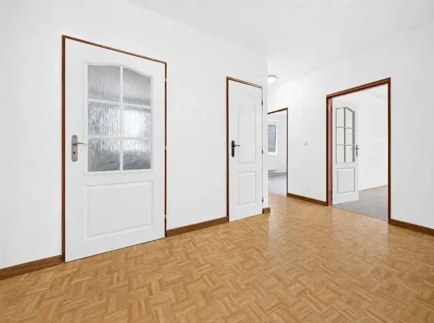 Prodej bytu 3+1, Černuc, 79 m2