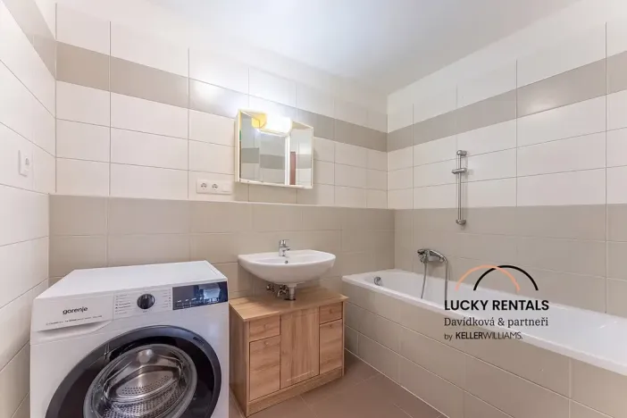 Pronájem bytu 3+kk, Praha - Hostavice, U Hostavického potoka, 68 m2