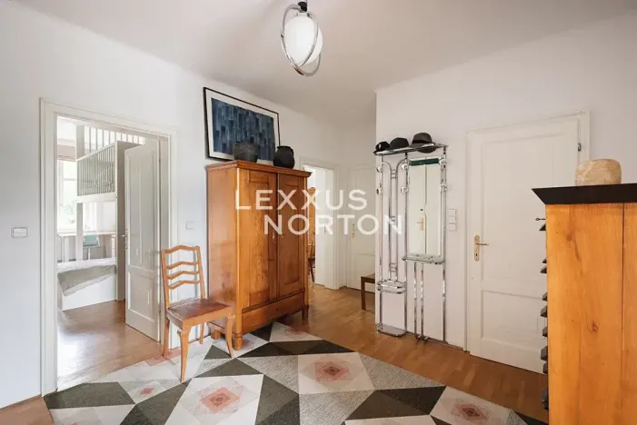 Pronájem bytu 3+1, Praha - Hradčany, Na valech, 120 m2