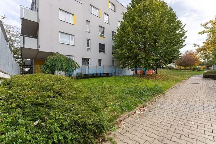 Prodej bytu 1+kk, Praha - Uhříněves, Václava Trojana, 41 m2