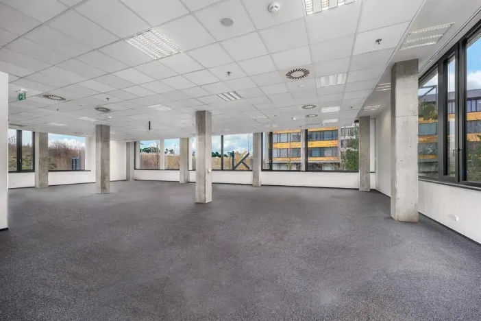 Pronájem kanceláře, Praha, Laurinova, 2680 m2