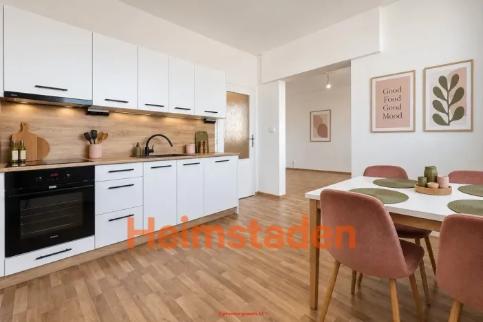Pronájem bytu 1+kk, Karviná - Hranice, Slovenská, 35 m2