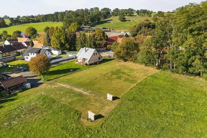 Prodej pozemku, Benešov - Úročnice, 950 m2