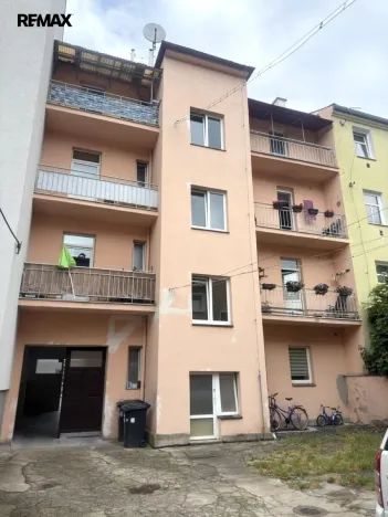 Prodej bytu 2+kk, Karlovy Vary, Západní, 55 m2