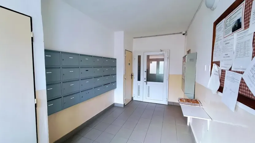 Pronájem bytu 1+kk, Ústí nad Labem - Ústí nad Labem-centrum, Stará, 20 m2