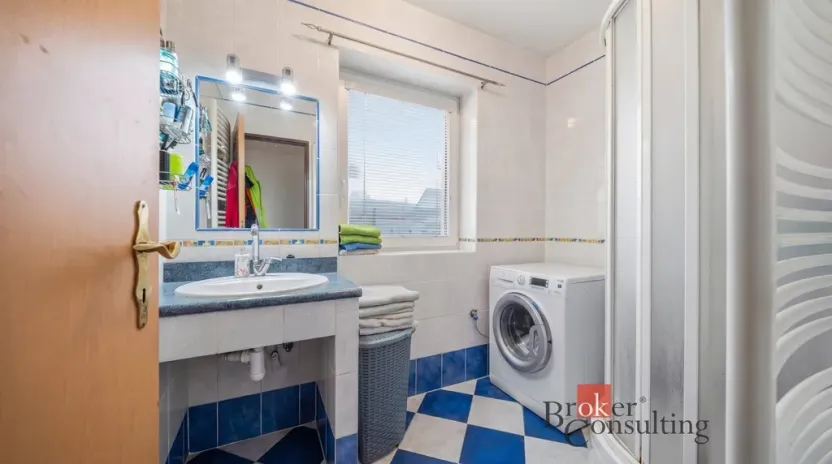 Prodej rodinného domu, Choteč, Malá Strana, 136 m2