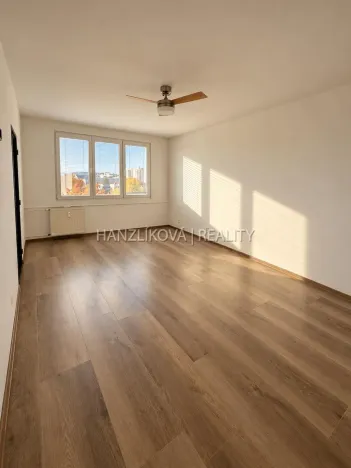 Pronájem bytu 2+1, České Budějovice - České Budějovice 2, J. Opletala, 72 m2