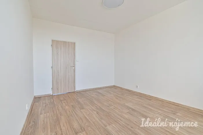 Pronájem bytu 2+1, Šlapanice, Brněnská, 61 m2