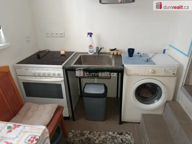 Pronájem rodinného domu, Lety, U viaduktu, 110 m2