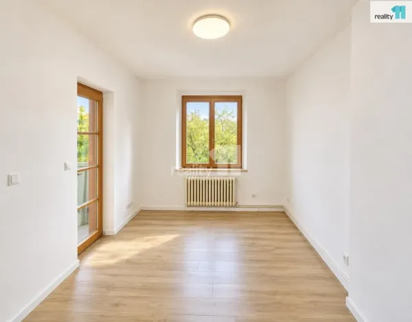 Pronájem bytu 2+kk, Praha - Dejvice, Vostrovská, 46 m2