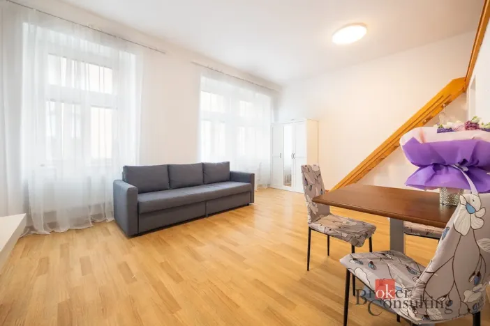 Prodej bytu 1+kk, Praha - Žižkov, Rokycanova, 30 m2