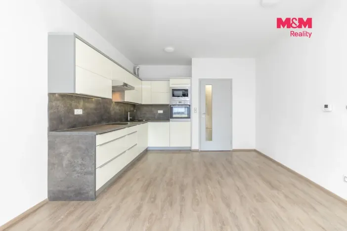 Prodej bytu 2+kk, Moravany, Višňová, 51 m2
