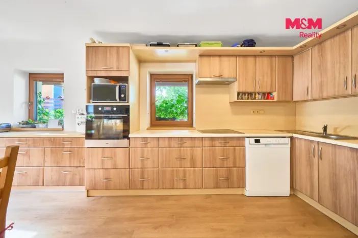 Prodej rodinného domu, Náchod - Lipí, 260 m2