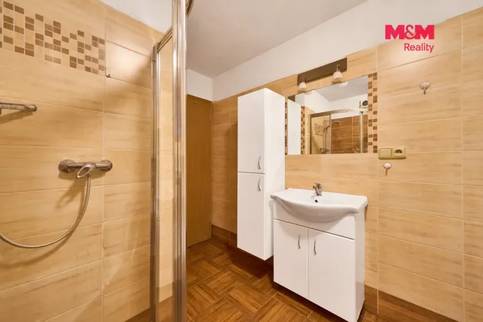 Prodej rodinného domu, Náchod - Lipí, 260 m2