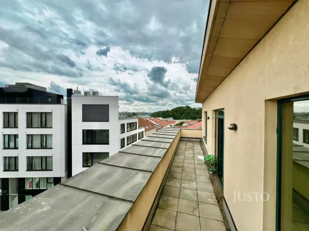 Pronájem bytu 2+1, Praha - Smíchov, Holečkova, 99 m2