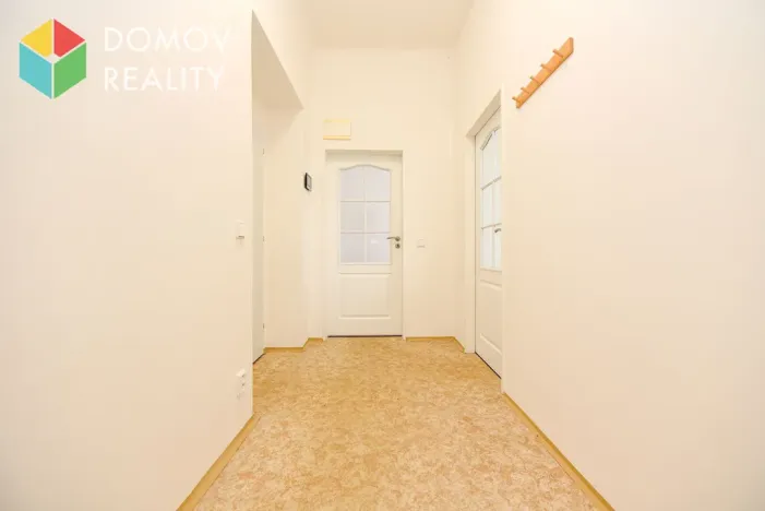 Pronájem bytu 1+1, Králův Dvůr, Bezručova, 39 m2