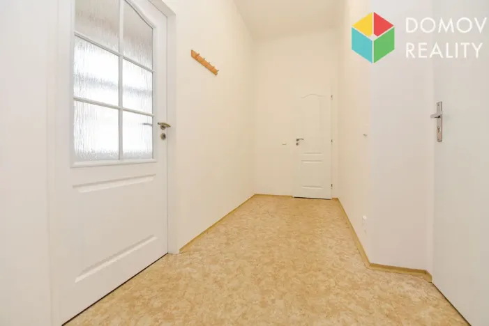 Pronájem bytu 1+1, Králův Dvůr, Bezručova, 39 m2