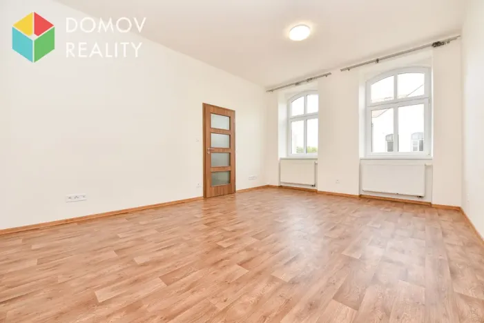 Pronájem bytu 2+kk, Králův Dvůr, Bezručova, 40 m2
