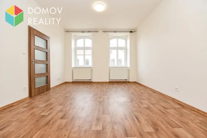 Pronájem bytu 2+kk, Králův Dvůr, Bezručova, 40 m2