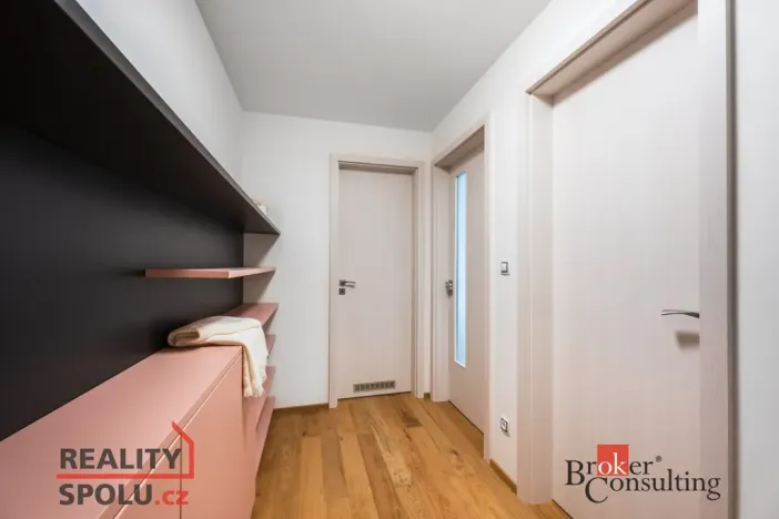 Pronájem bytu 1+kk, Brno - Jehnice, Kleštínek, 56 m2