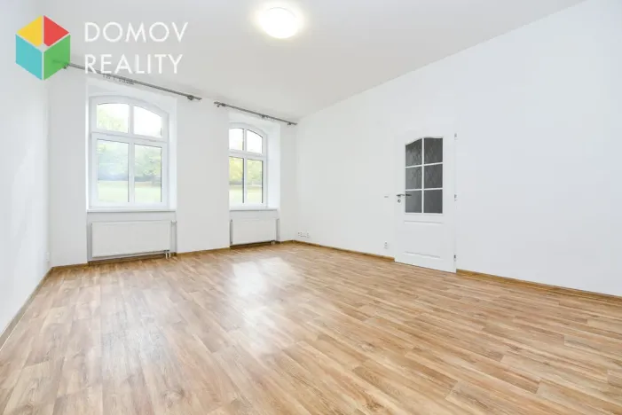 Pronájem bytu 1+1, Králův Dvůr, Bezručova, 40 m2