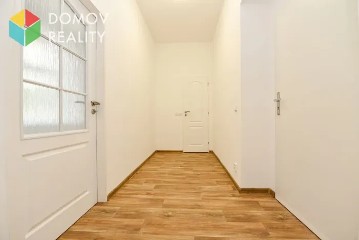 Pronájem bytu 1+1, Králův Dvůr, Bezručova, 40 m2