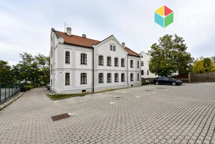 Pronájem bytu 1+1, Králův Dvůr, Bezručova, 39 m2
