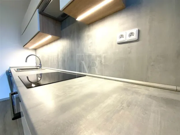 Pronájem bytu 2+kk, Praha - Čimice, Okořská, 39 m2