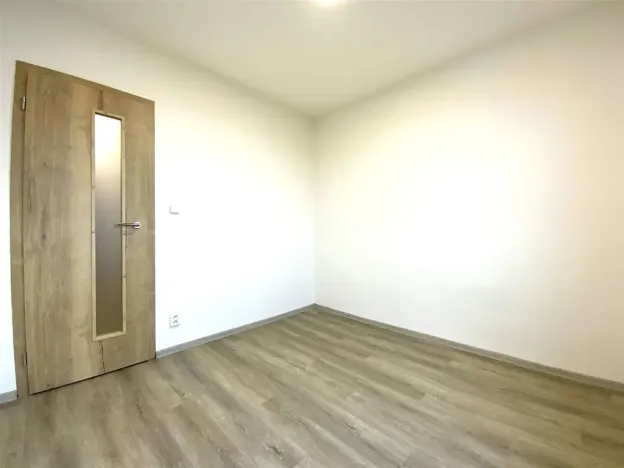 Pronájem bytu 2+kk, Praha - Čimice, Okořská, 39 m2