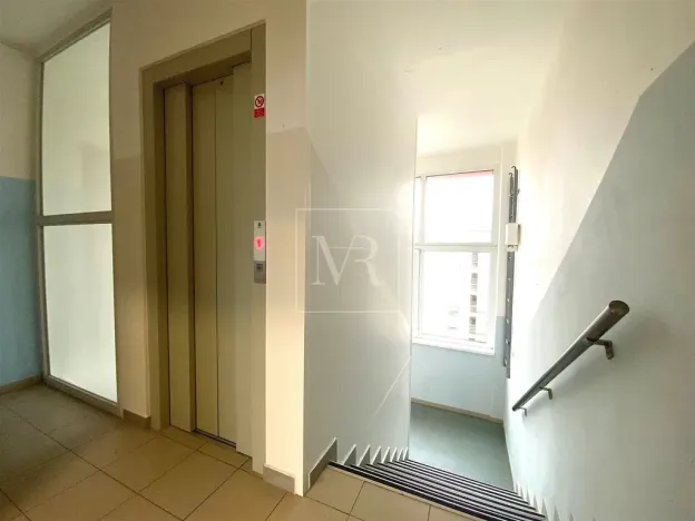 Pronájem bytu 2+kk, Praha - Čimice, Okořská, 39 m2