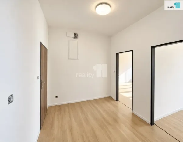 Pronájem bytu 3+kk, Praha - Dejvice, Vostrovská, 65 m2