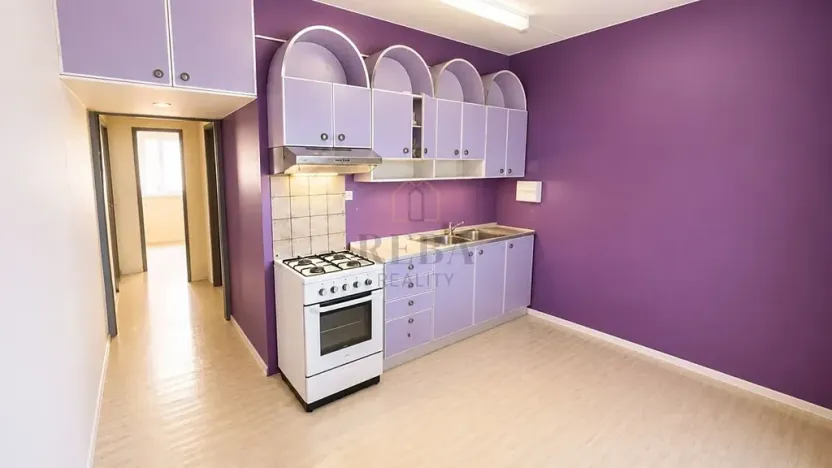 Prodej bytu 3+1, Karlovy Vary, Úvalská, 83 m2