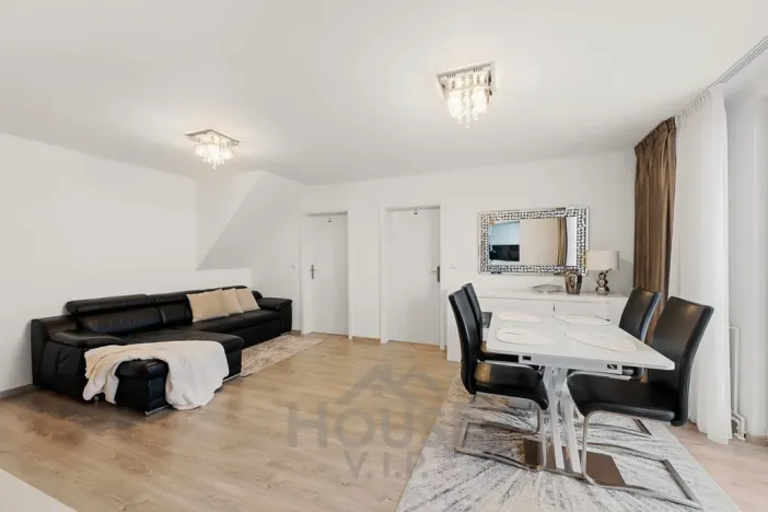 Prodej bytu 3+1, Nehvizdy, Gabčíkova, 65 m2