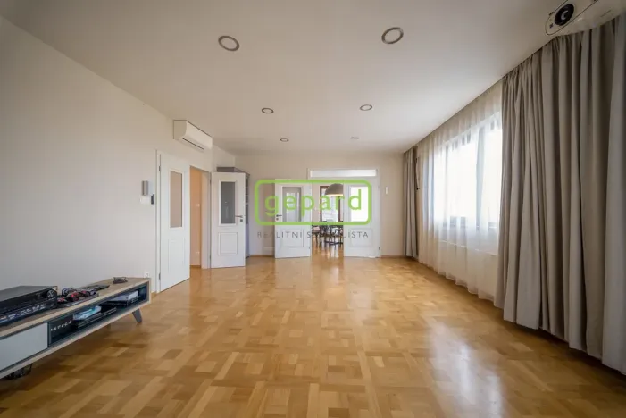 Prodej bytu 6+kk a větší, Praha, Učňovská, 190 m2
