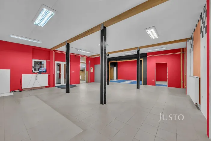 Pronájem obchodního prostoru, Kutná Hora - Hlouška, Benešova, 170 m2