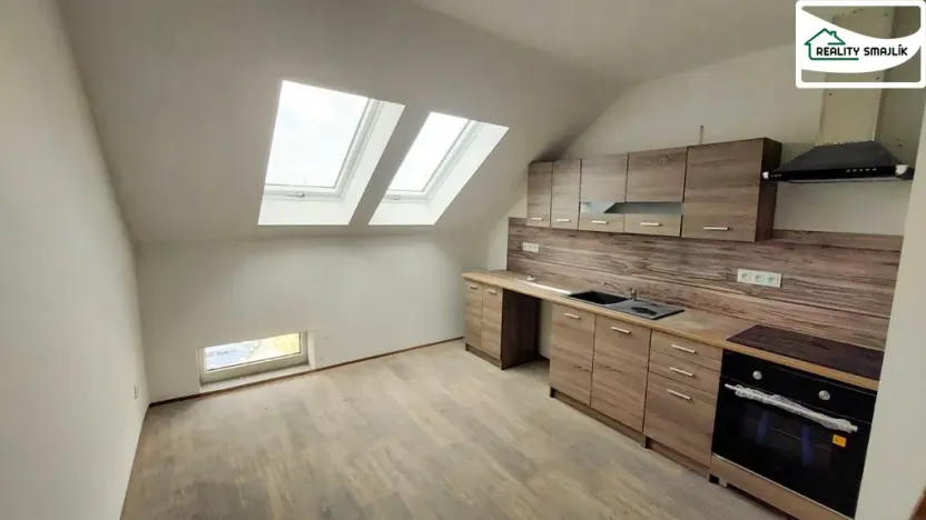 Pronájem bytu 1+1, Cheb, Evropská, 46 m2