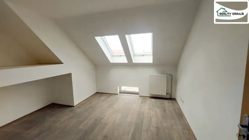 Pronájem bytu 1+1, Cheb, Evropská, 46 m2