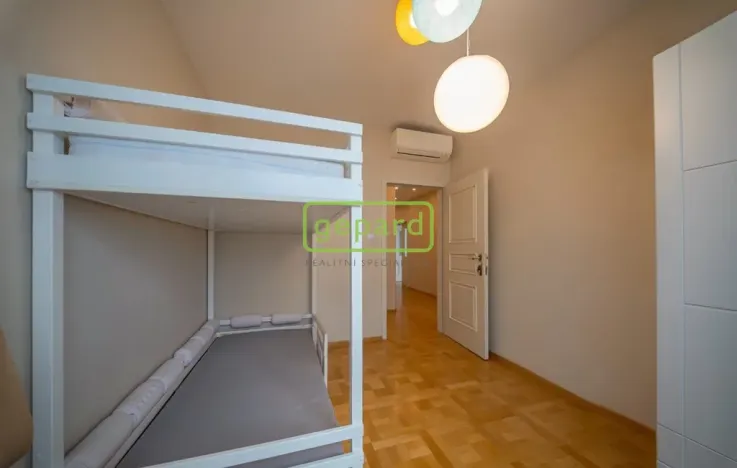 Prodej bytu 4+kk, Praha, Učňovská, 99 m2