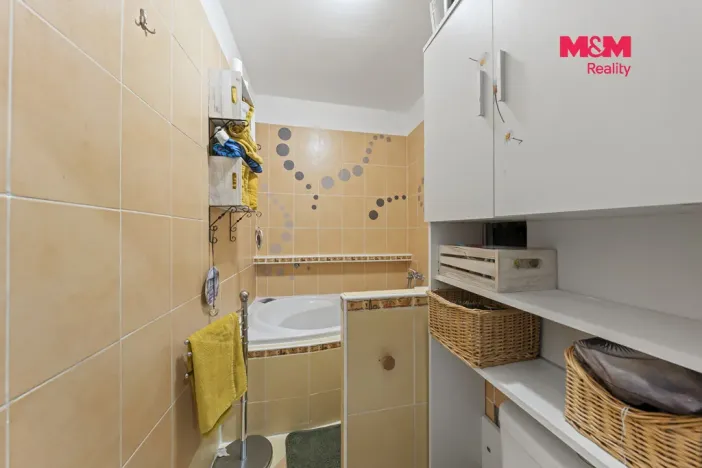Prodej bytu 3+1, Česká Lípa, Svárovská, 65 m2