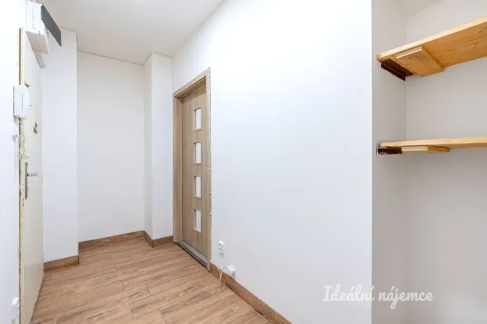 Pronájem bytu 2+1, Praha - Břevnov, Bolívarova, 65 m2