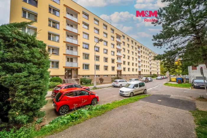Prodej bytu 2+1, Hradec Králové - Nový Hradec Králové, třída Edvarda Beneše, 61 m2