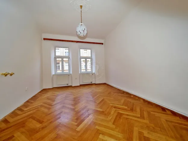 Prodej bytu 2+kk, Praha - Smíchov, Klicperova, 57 m2