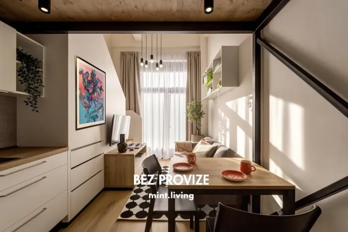 Pronájem bytu 1+kk, Praha - Hloubětín, Poděbradská, 28 m2
